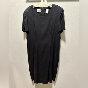 Vintage Leslie Fay ‘Ricky’ Size 16, Black, Midi length Short Sleeve Sheath Dress